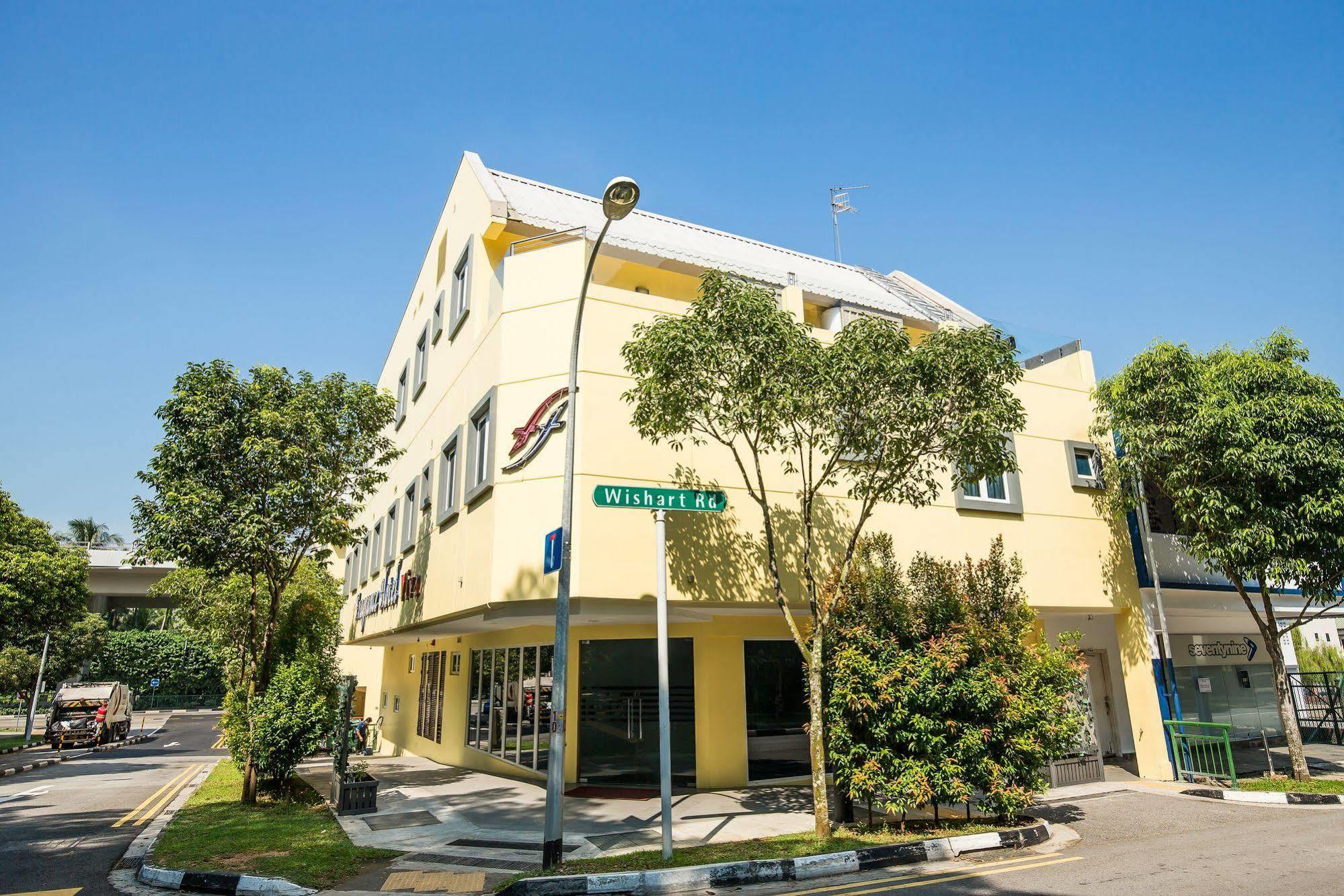 Fragrance Hotel - Viva Сингапур Екстериор снимка